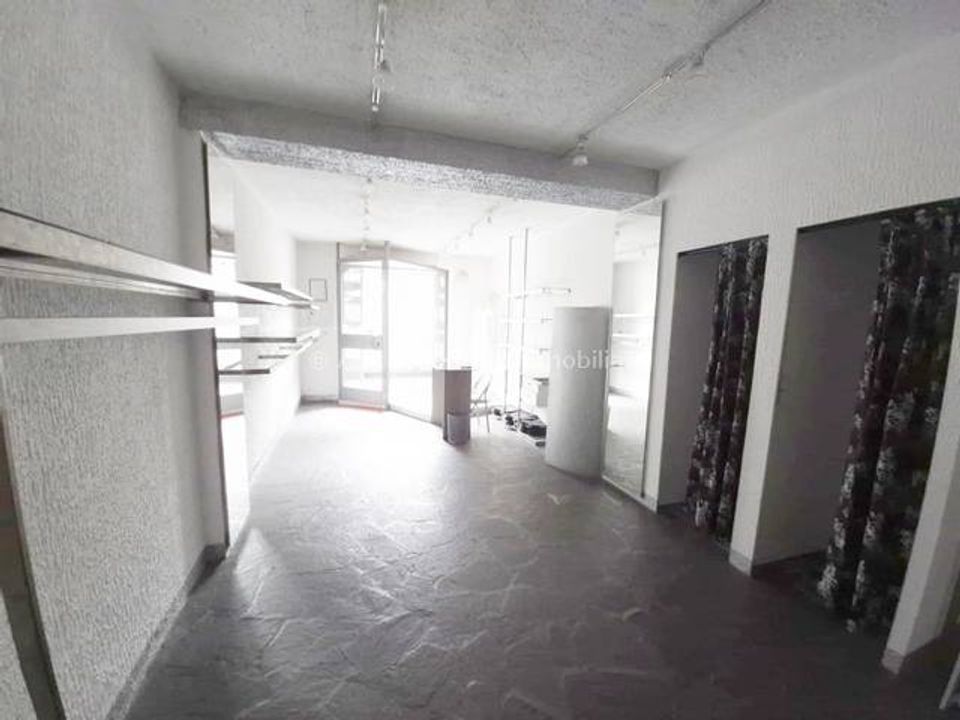 Commercial property in Penne, Pescara - photo 5