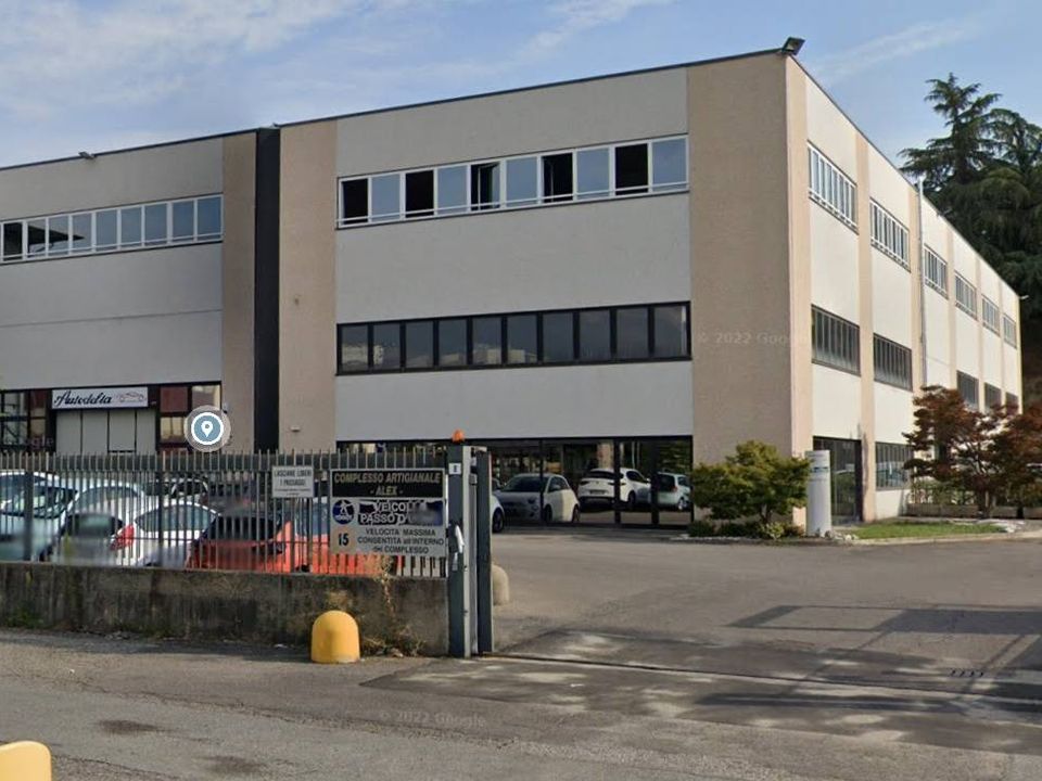 Erhvervsejendom i Legnano, Milan - foto 1