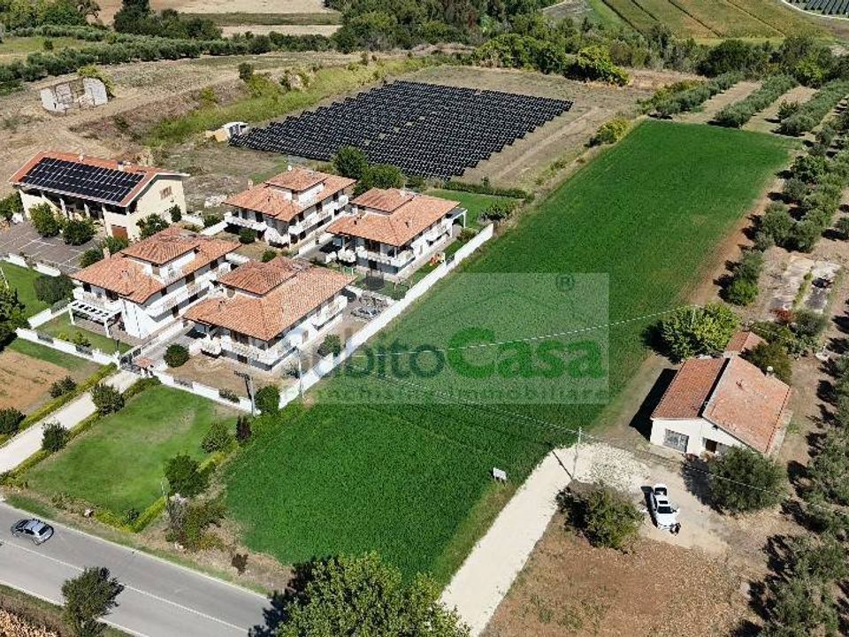 Terra em Rosciano, Pescara - foto 2