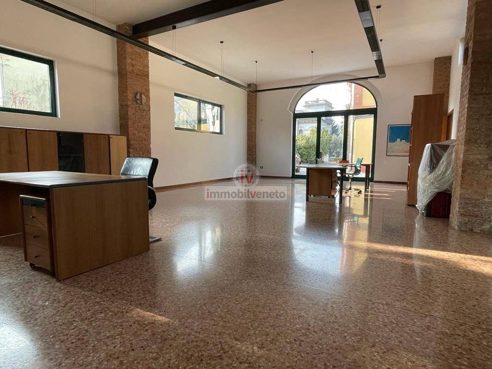 Erhvervsejendom i Montebello Vicentino, Vicenza - foto 3
