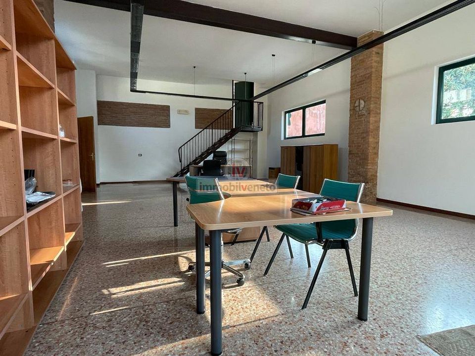 Erhvervsejendom i Montebello Vicentino, Vicenza - foto 5