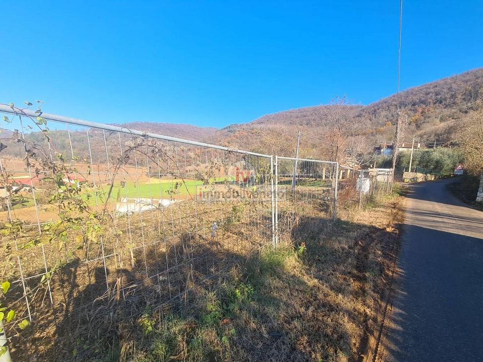 Helårsgrund i Val Liona, Vicenza - foto 1