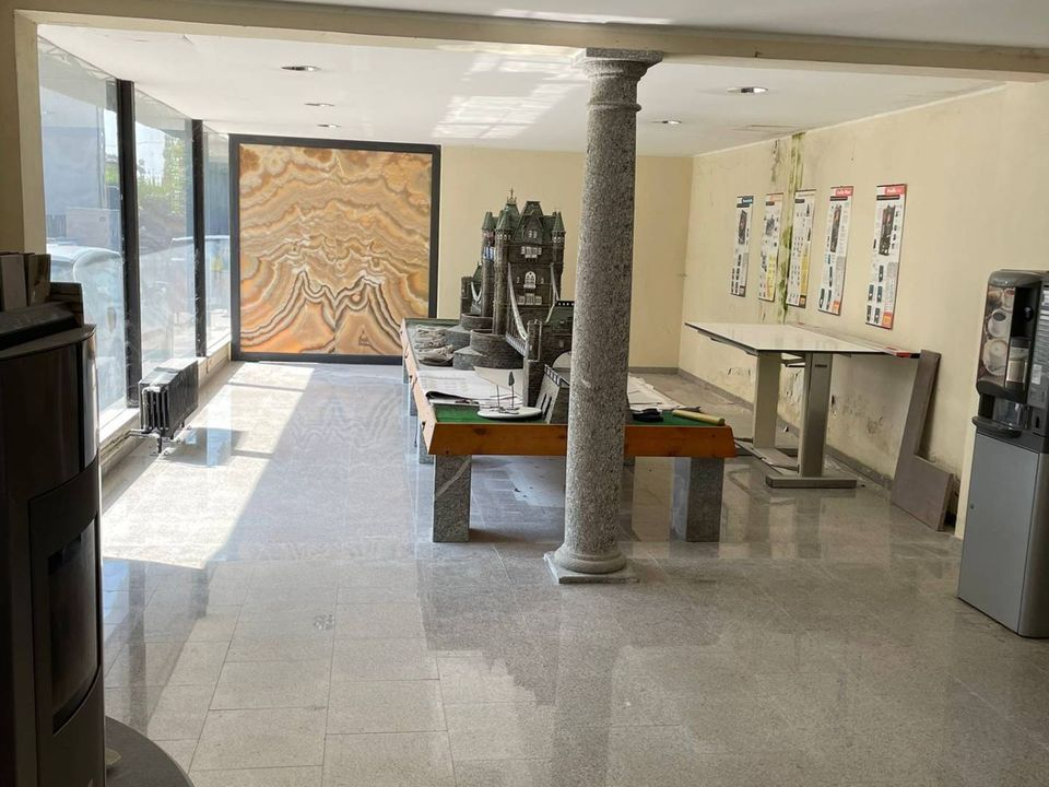 Erhvervsejendom i Leggiuno, Varese - foto 1