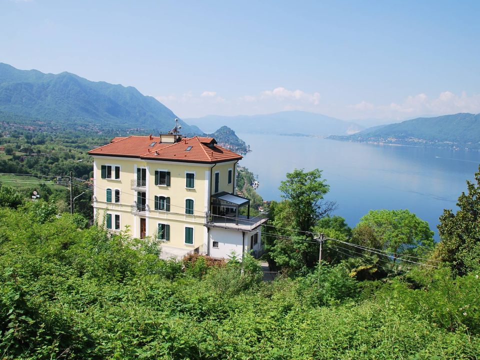 Apartamento em Brezzo Di Bedero, Varese - foto 1