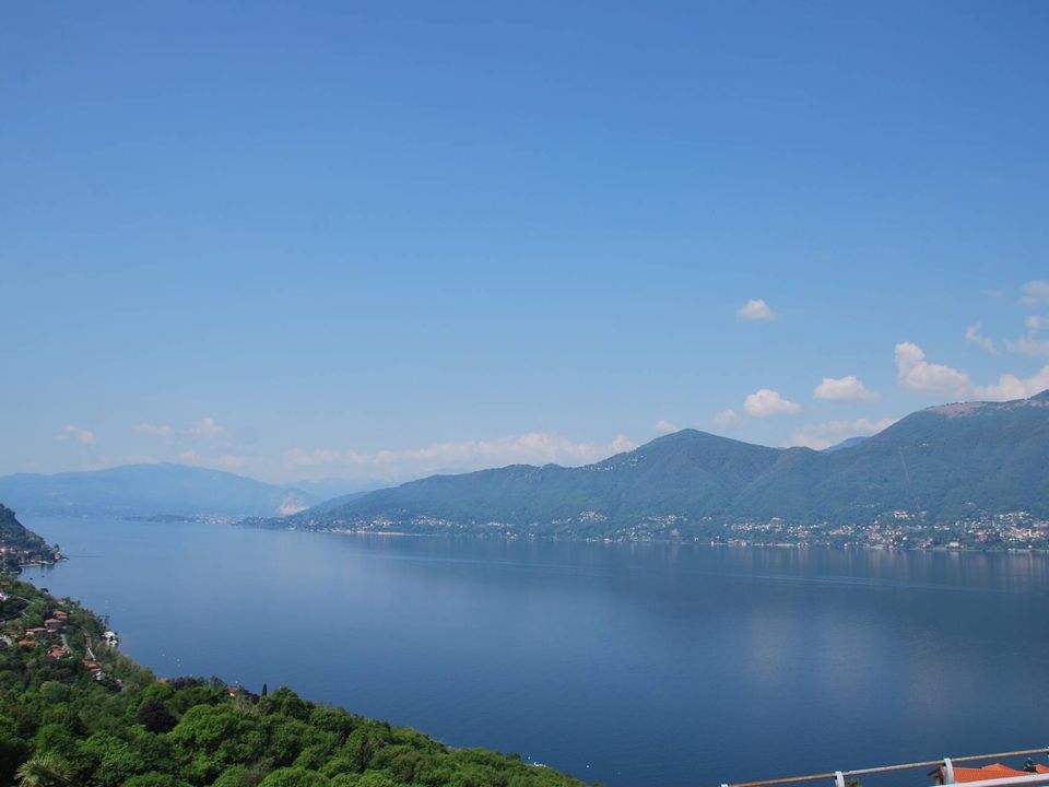 Apartamento em Brezzo Di Bedero, Varese - foto 3