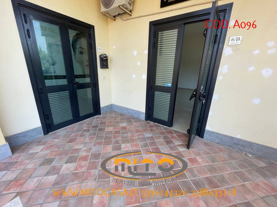 Commercial property in Telese Terme, Benevento - photo 1