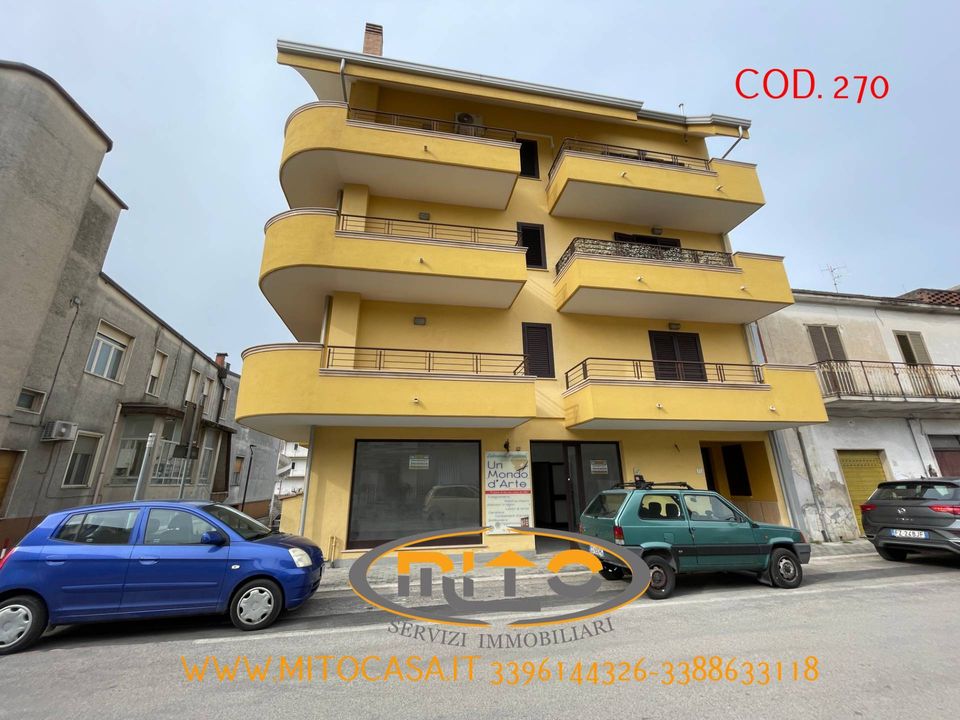 Erhvervsejendom i Telese Terme, Benevento - foto 1