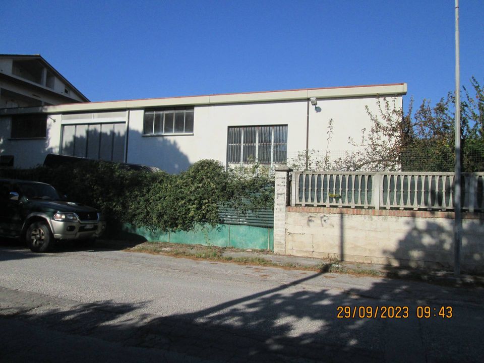 Erhvervsejendom i Monsano, Ancona - foto 1