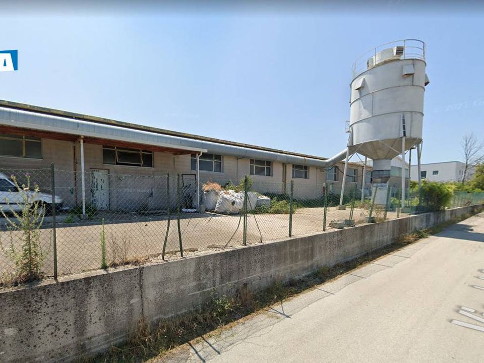 Erhvervsejendom i Atri, Teramo - foto 3