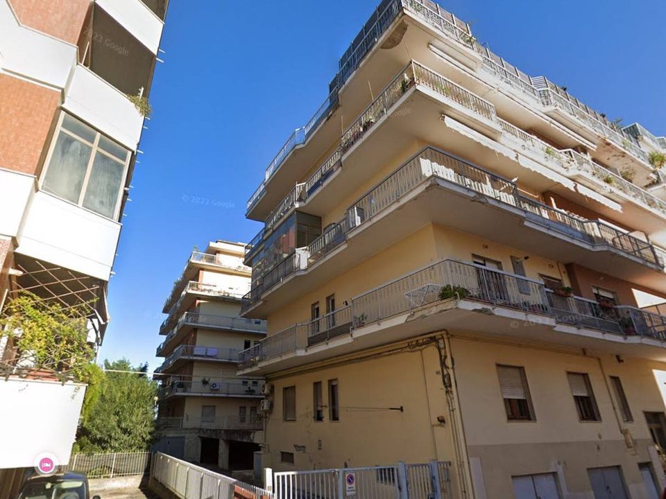 Parkeringsplads i Pescara, Pescara - foto 1