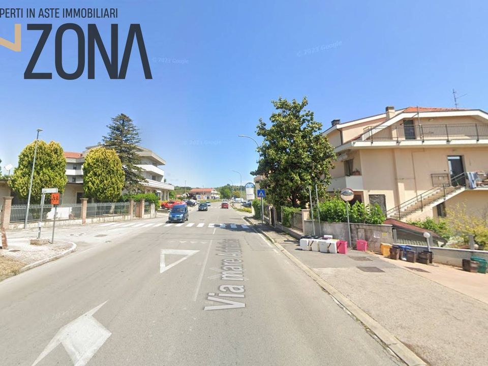 Erhvervsejendom i Spoltore, Pescara - foto 4