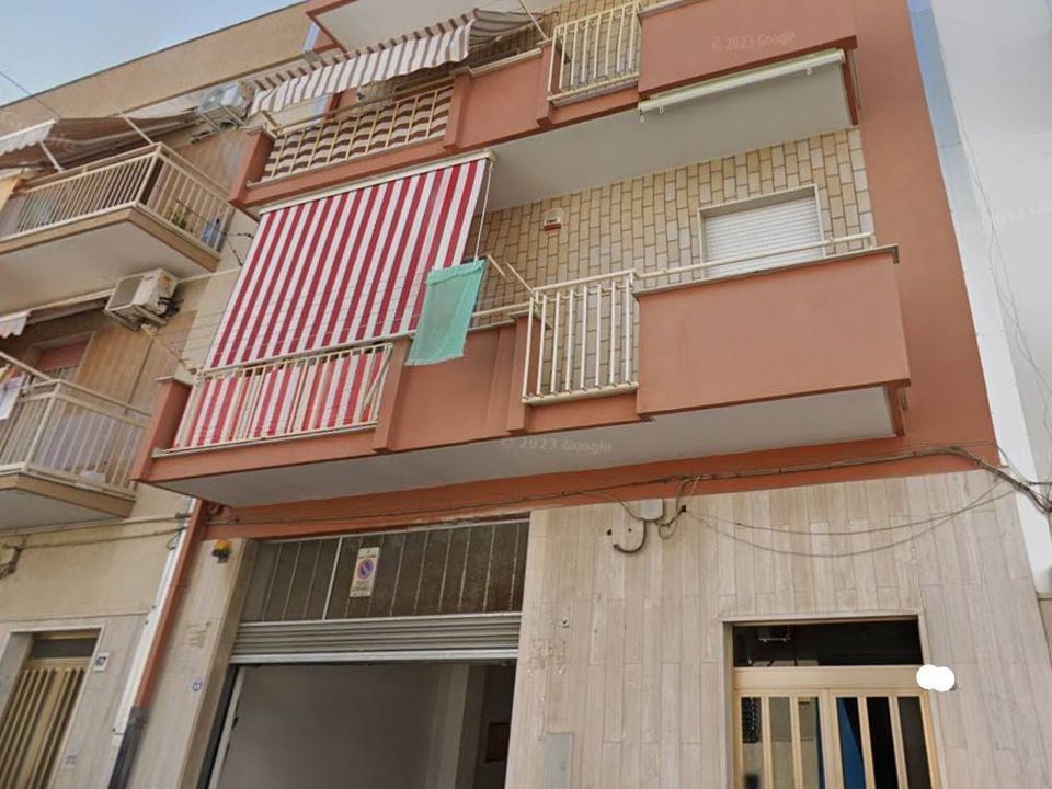 Parkeringsplads i Manfredonia, Foggia - foto 3