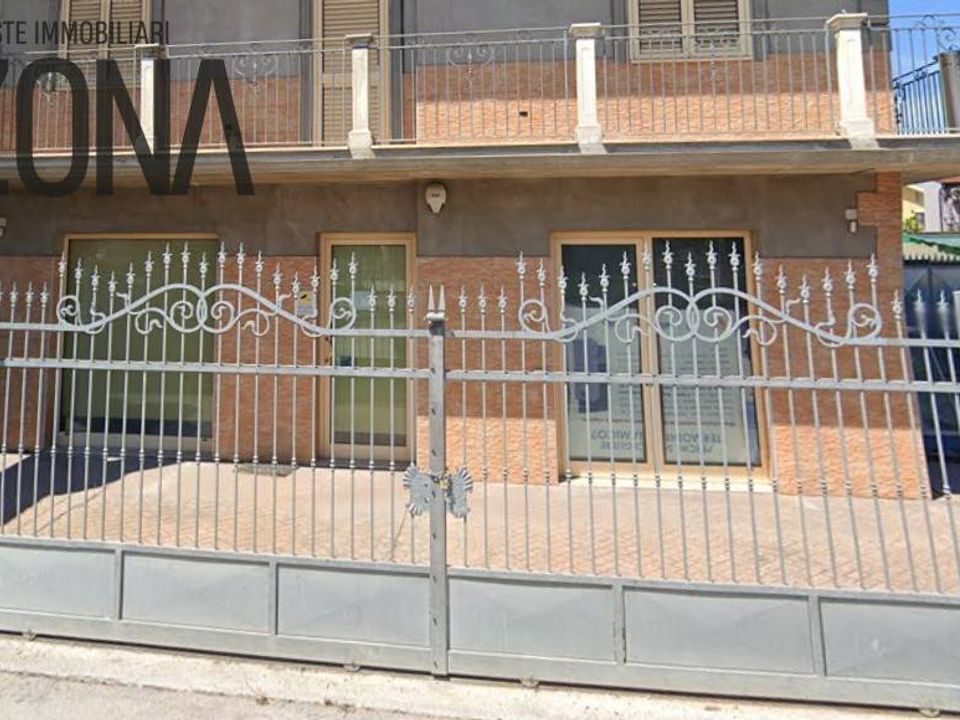Erhvervsejendom i Montesilvano Marina, Pescara - foto 1
