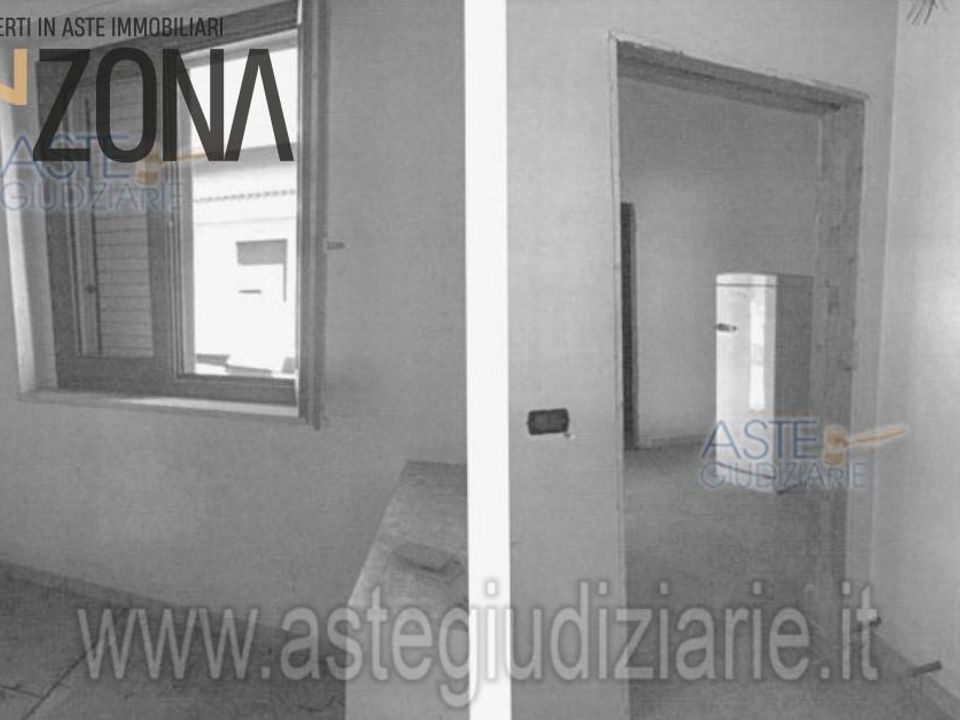 Erhvervsejendom i Montesilvano Marina, Pescara - foto 5
