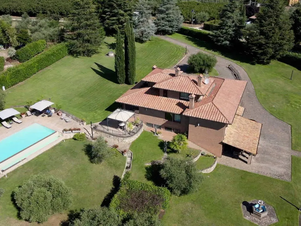 Villa en Bassano in Teverina, Viterbo - foto 2