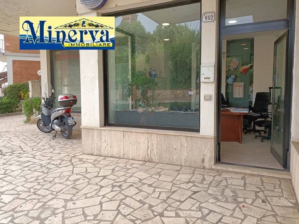 Erhvervsejendom i Nettuno, Rome - foto 1