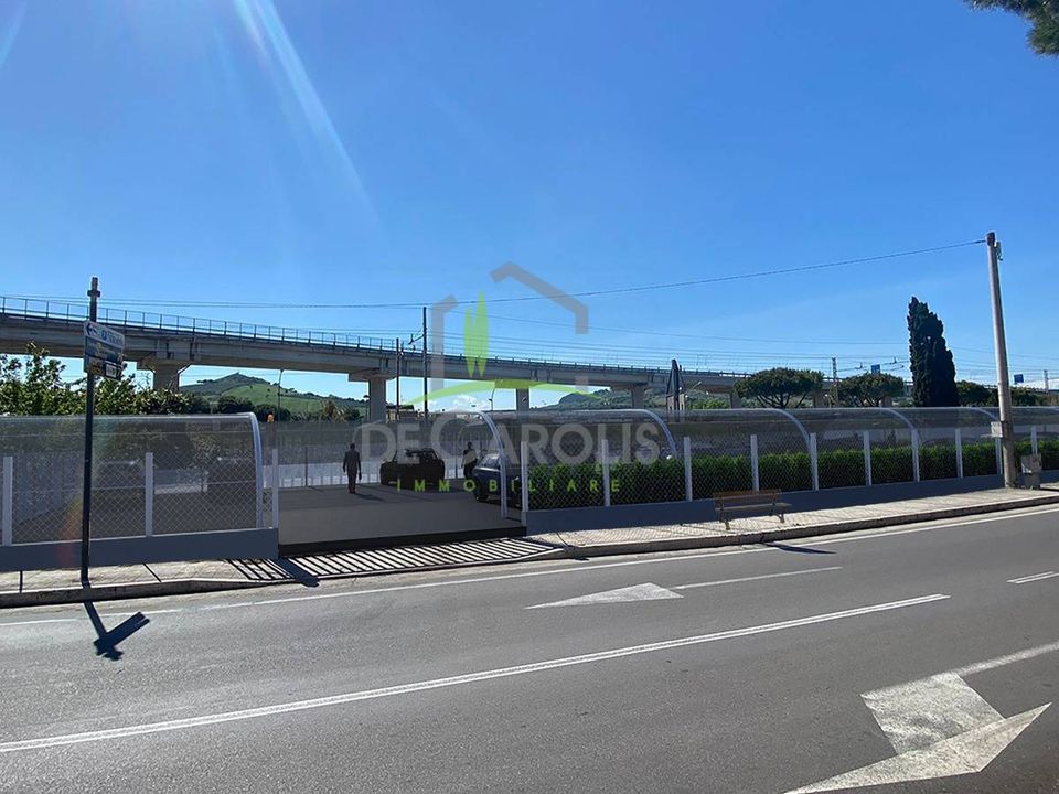 Parkeringsplads i San Benedetto Del Tronto, Ascoli Piceno - foto 1