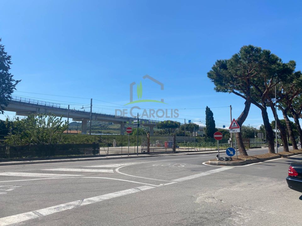 Parkeringsplads i San Benedetto Del Tronto, Ascoli Piceno - foto 3
