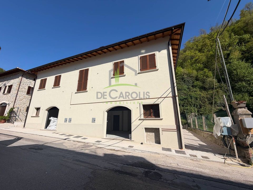 Villa i Arquata del Tronto, Ascoli Piceno - foto 1