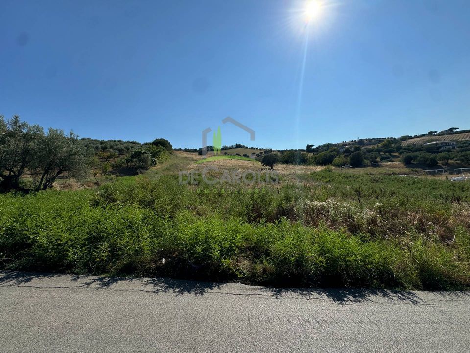 Helårsgrund i Mosciano Sant'Angelo, Teramo - foto 1