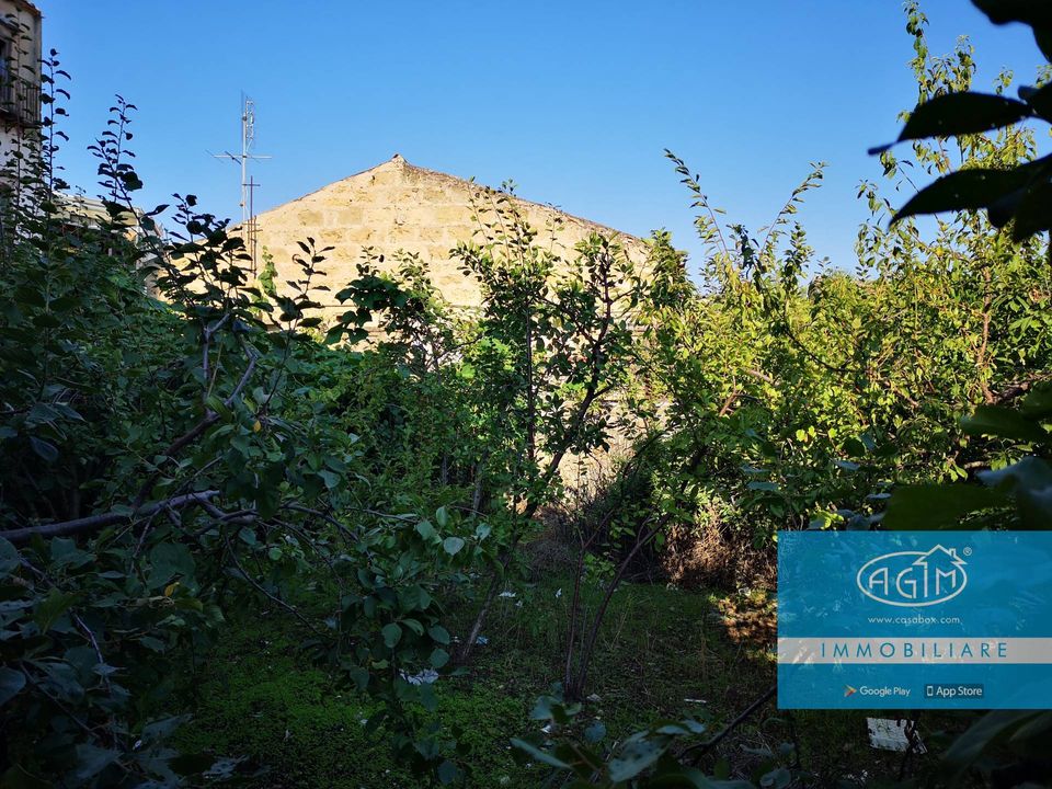 Landejendom i Palermo, Palermo - foto 1