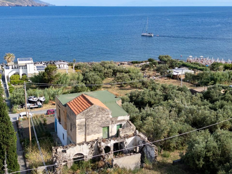 Hus på landet i Santa Marina Salina, Messina - foto 3