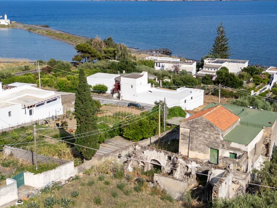 Hus på landet i Santa Marina Salina, Messina - foto 5