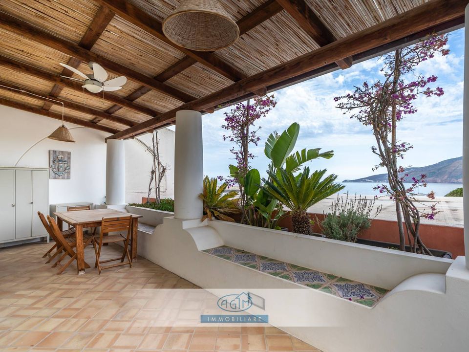 Villa i Santa Marina Salina, Messina - foto 3