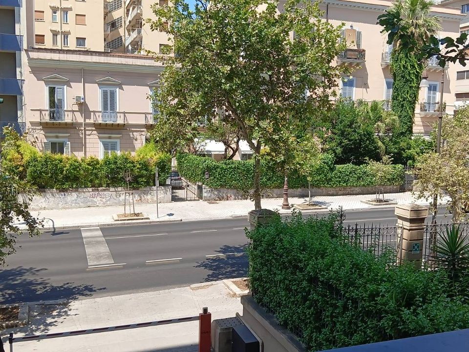 Erhvervsejendom i Palermo, Palermo - foto 1