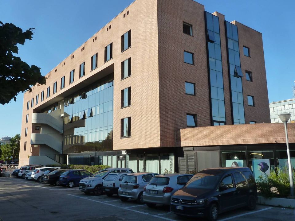 Erhvervsejendom i San Benedetto Del Tronto, Ascoli Piceno - foto 1