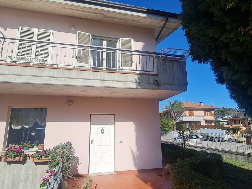 Rækkehus i Folignano, Ascoli Piceno - foto 1