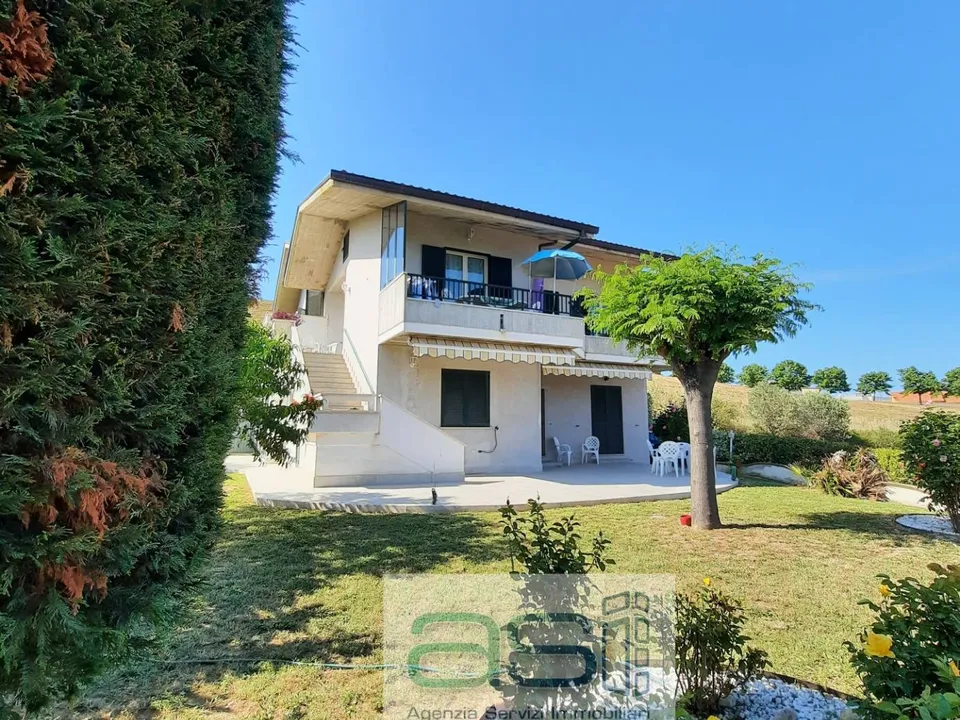 Villa i Tortoreto, Teramo - foto 1