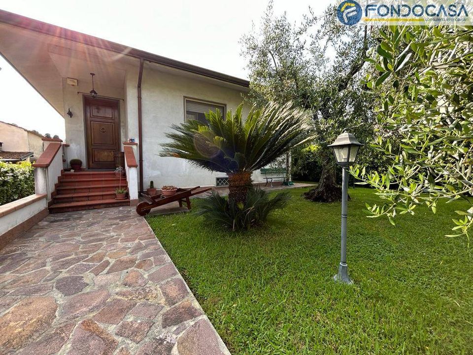 Villa a Massarosa, Lucca - foto 1