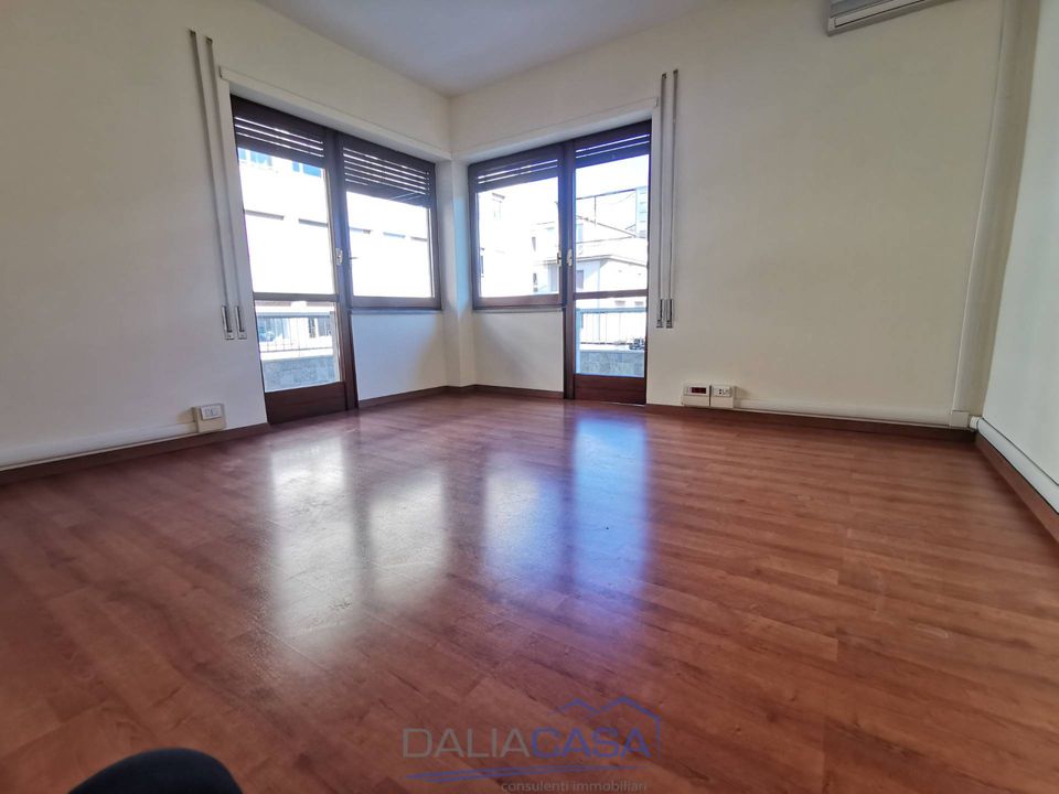 Commercial property in Formia, Latina - photo 3