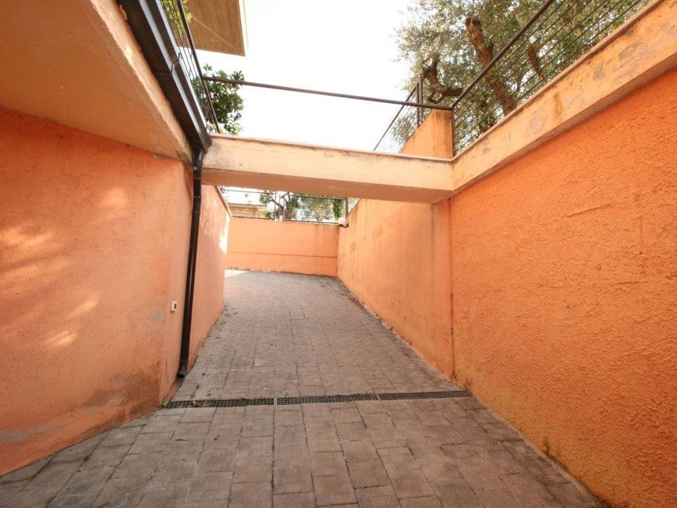 Parkeringsplads i Massignano, Ascoli Piceno - foto 2