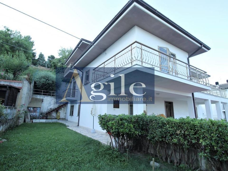 Villa a Ripatransone, Ascoli Piceno - foto 1