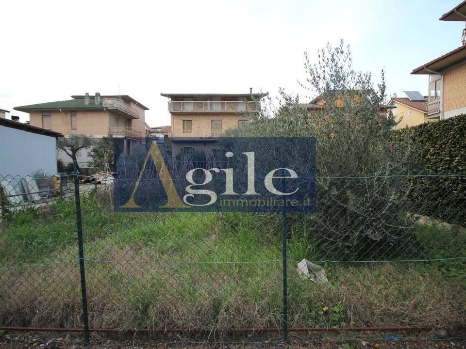 Helårsgrund i Spinetoli, Ascoli Piceno - foto 1