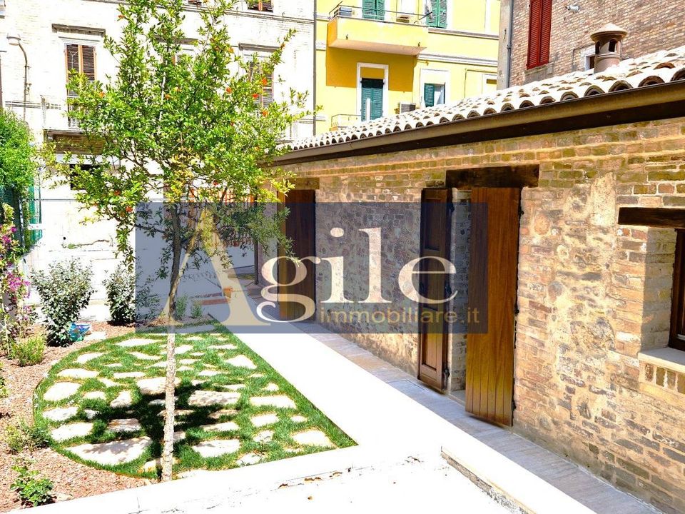 Villa i San Benedetto Del Tronto, Ascoli Piceno - foto 1