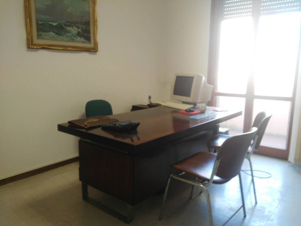 L'establiment comercial a Pontedera, Pisa - foto 1