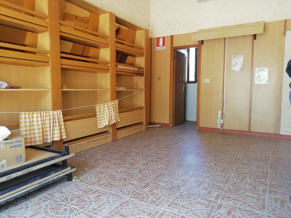 L'establiment comercial a Pontedera, Pisa - foto 1