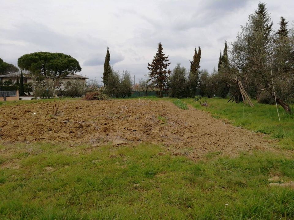 Terreno en Pontedera, Pisa - foto 2