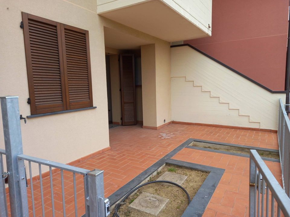 Lejlighed i Pontedera, Pisa - foto 3