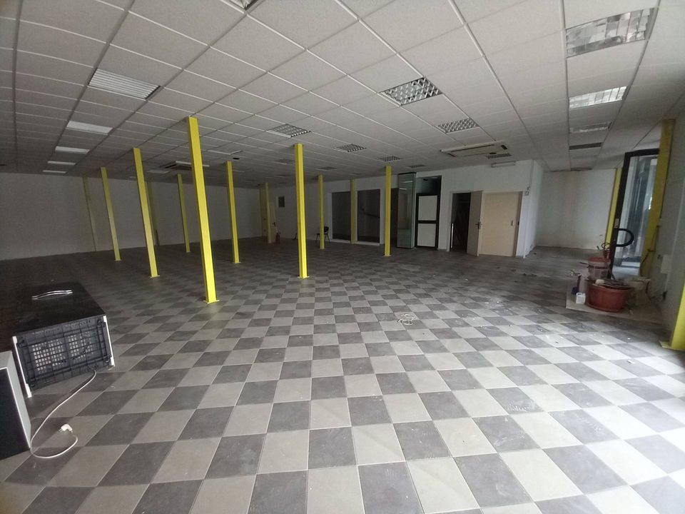 L'establiment comercial a Fucecchio, Florence - foto 2