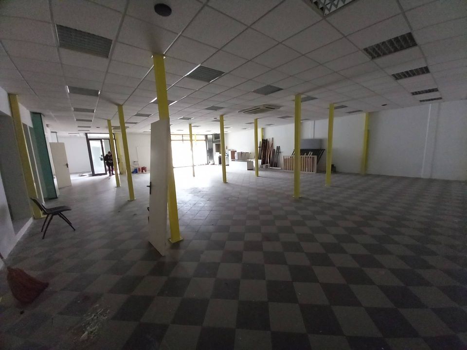 L'establiment comercial a Fucecchio, Florence - foto 4