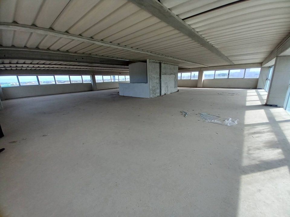 L'establiment comercial a Ponsacco, Pisa - foto 2