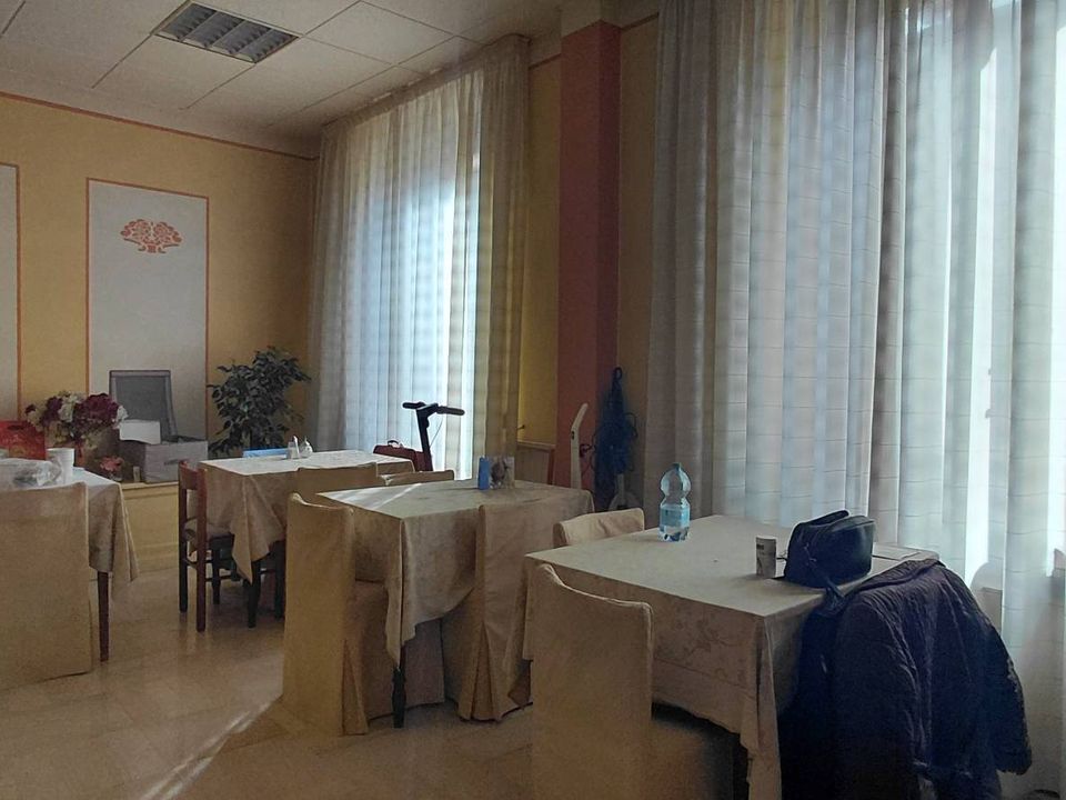 Erhvervsejendom i Montecatini Terme, Pistoia - foto 5