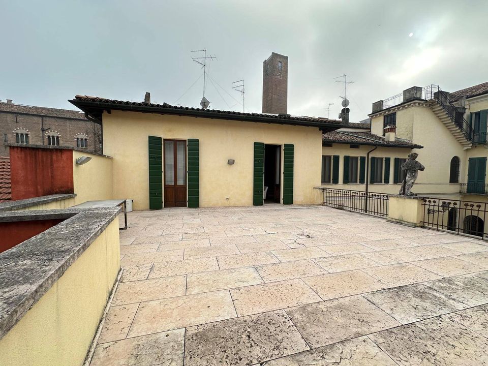 Lejlighed i Mantua, Mantua - foto 3