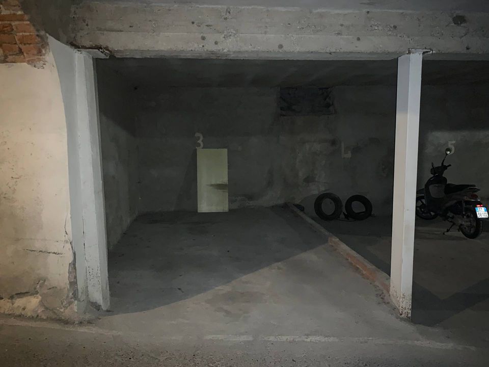 Parkeringsplads i Mantua, Mantua - foto 1
