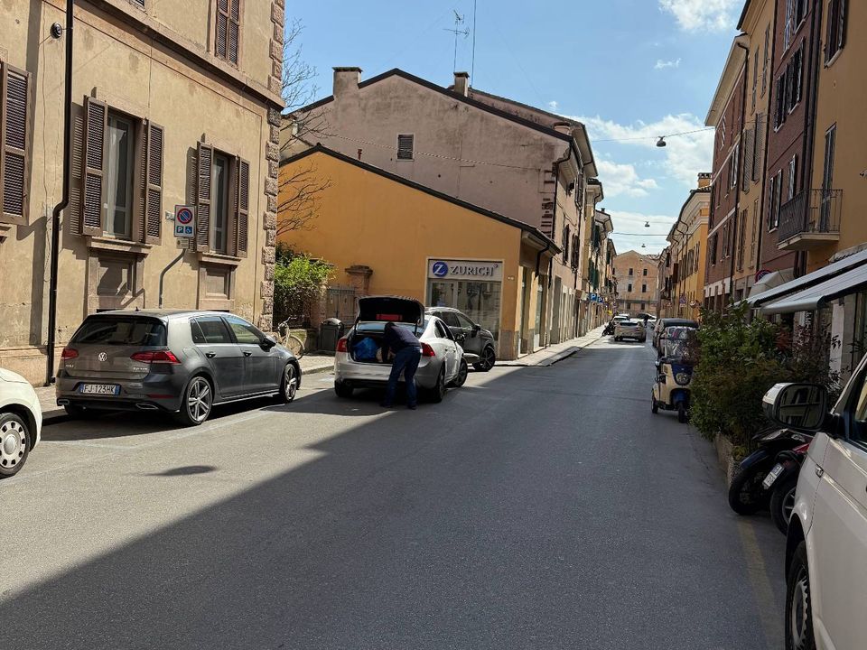 Erhvervsejendom i Mantua, Mantua - foto 1