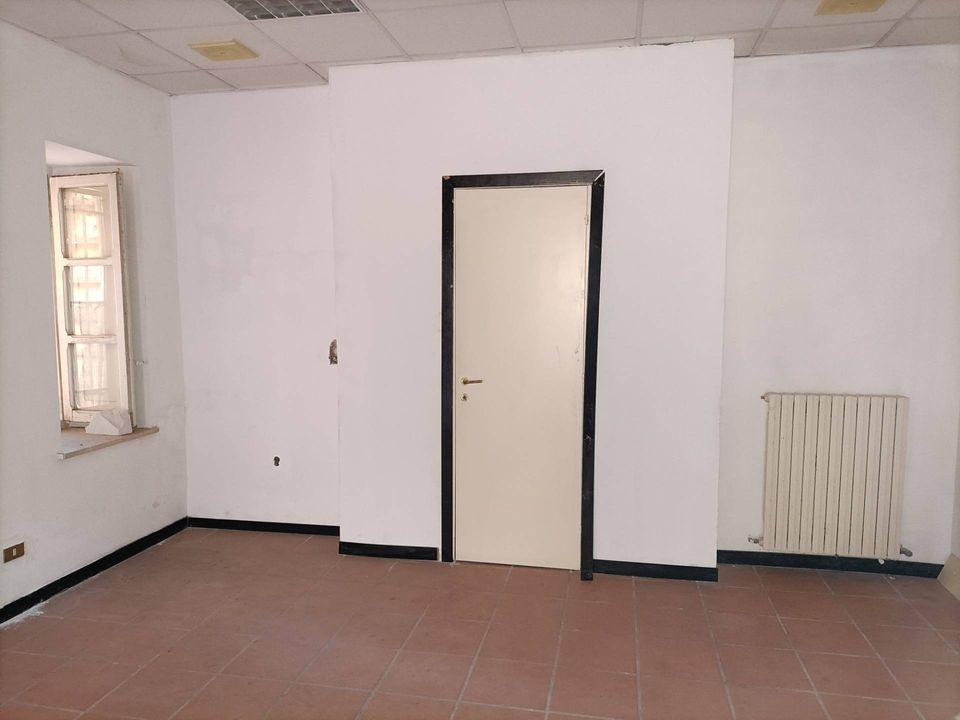 Erhvervsejendom i Teramo, Teramo - foto 4